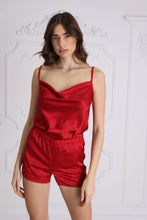 Load image into Gallery viewer, Set Satin Wave -  Top + Red Shorts
