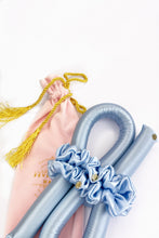 Cargar imagen en el visor de la galería, Rizador STANDARD sin Calor con elásticos Baby Blue Seda Natural
