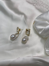 Load image into Gallery viewer, Earrings with Baroque Natural Pearl by Shirley Navone.