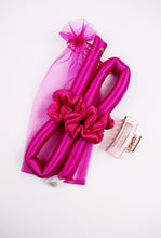 Load image into Gallery viewer, XXS Size Silk Heatless Curler with Satin Scrunchies Fuxia