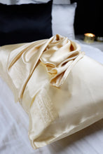 Load image into Gallery viewer, SET of 2 FeverLess Embroidered Pillowcases, made of Natural Mulberry Silk with a Golden Zipper.